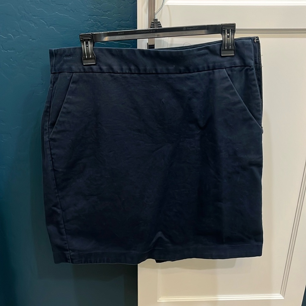 Gap navy blue chino pencil skirt